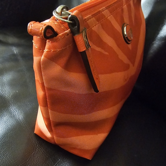 Coach Tangerine Chevron Nylon Makeup bag EUC - Picture 5 of 14